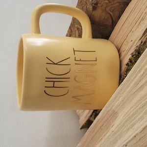 RAE DUNN  Chick Magnet mug